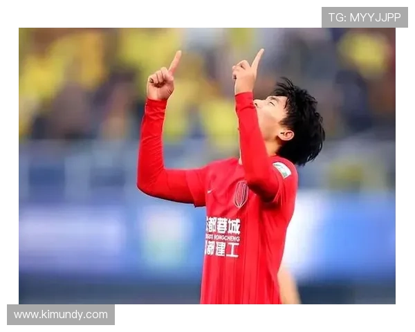 23岁蓉城小将替补创两球纪录